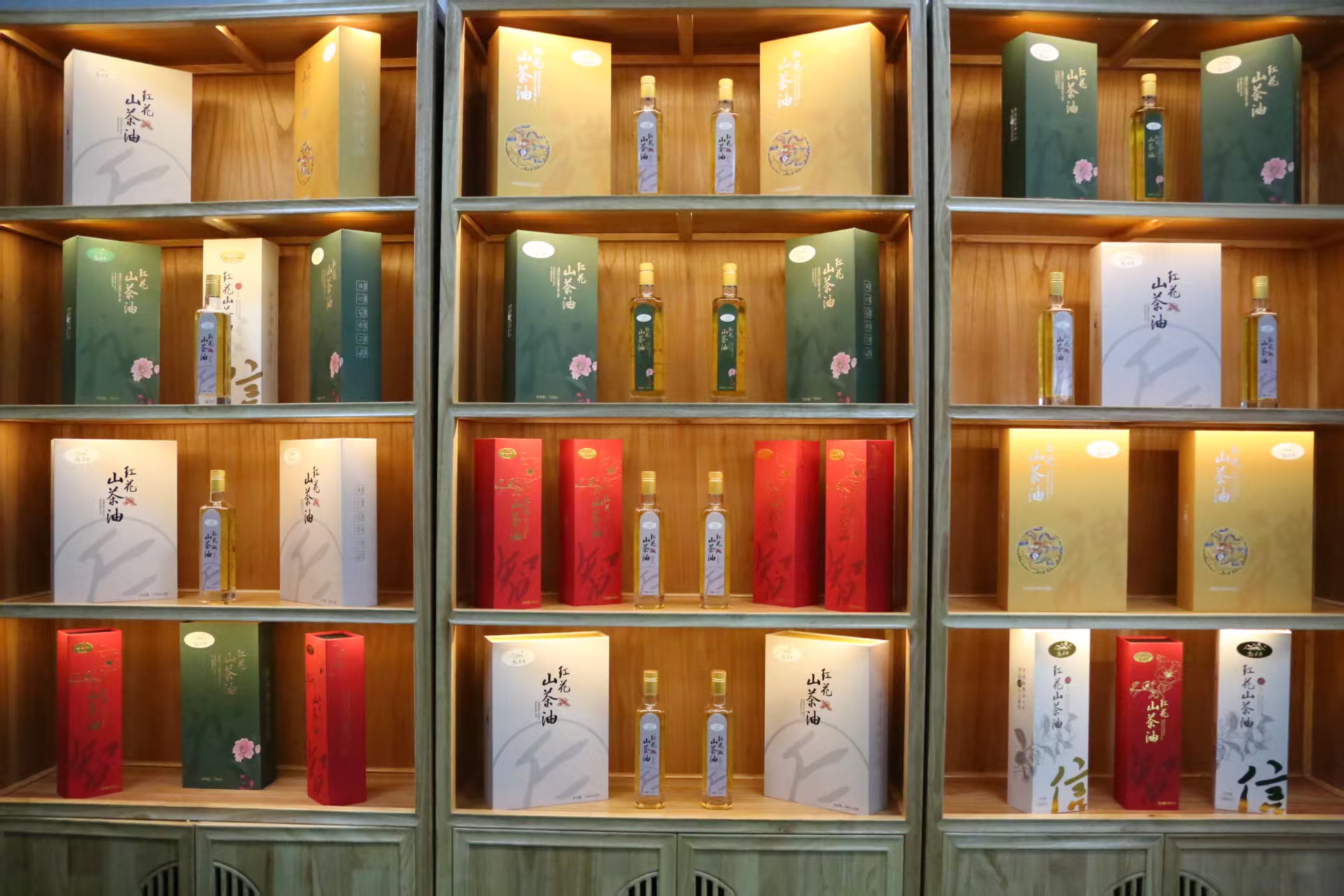 茶油企业赶订单 奋力冲刺“开门红”